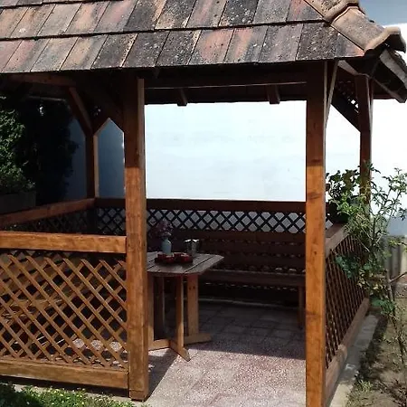 House Szemes Sziveben Nyaraló Balatonszemes